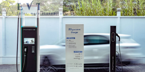 Sạc điện thuận tiện cho Taycan tại Trung tâm Porsche và tại nhà