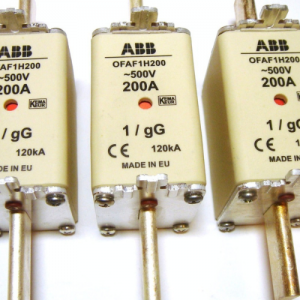 Cầu chì HRC Loại GG OFAF1H200 mã 1SCA022627R4490